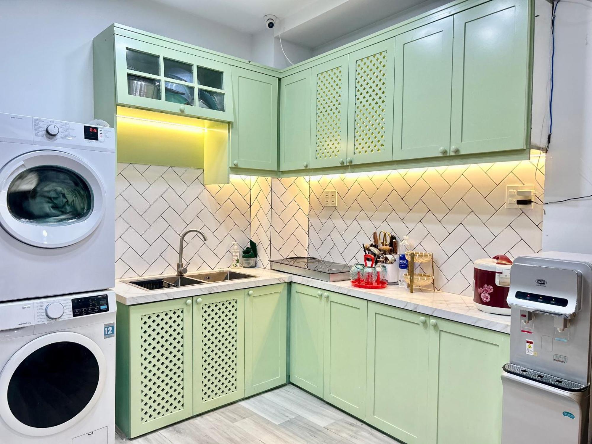 Khách sạn hẻo lánh Four P Home's - Luxury *
